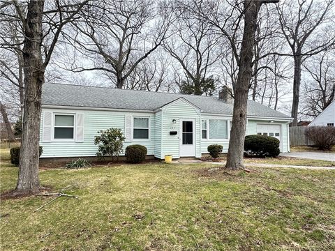 135 South Pierce Road East Greenwich RI 02818