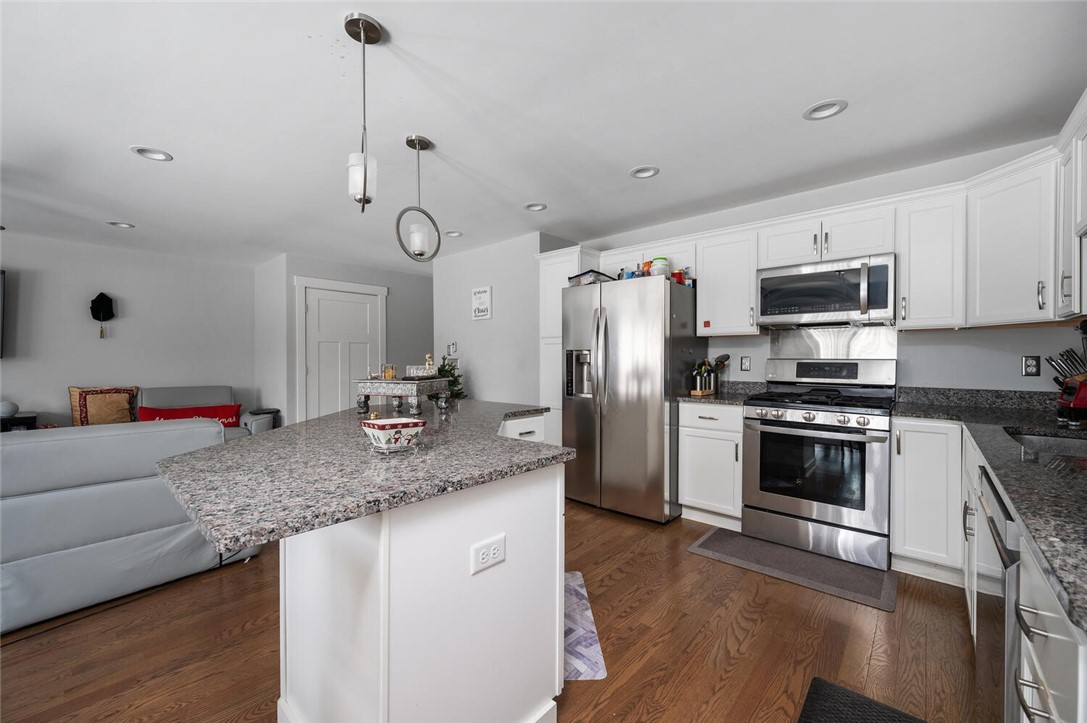 724 Centerville Road 6
