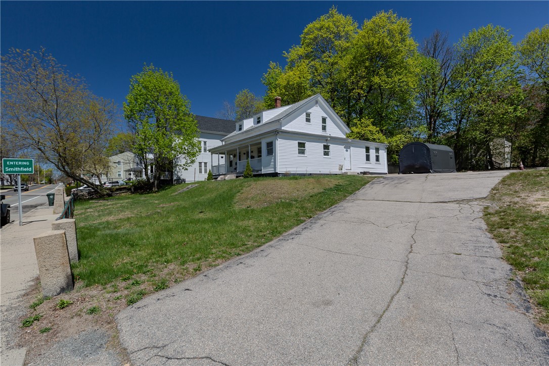 253 Waterman Avenue