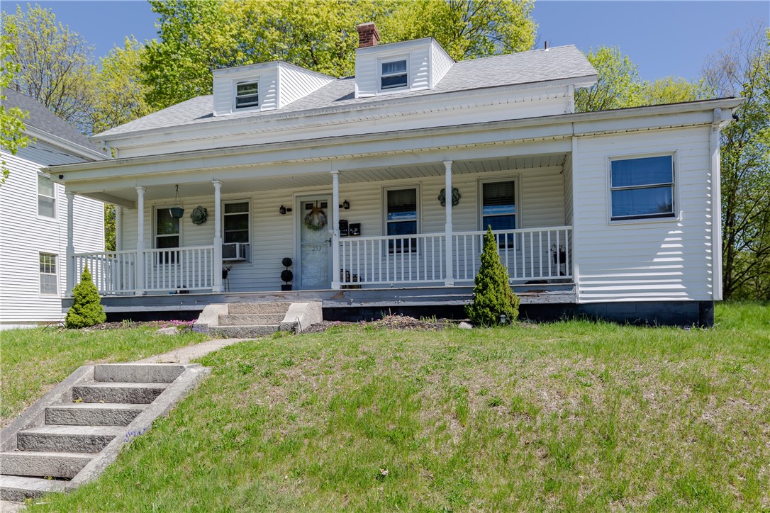 253 Waterman Avenue