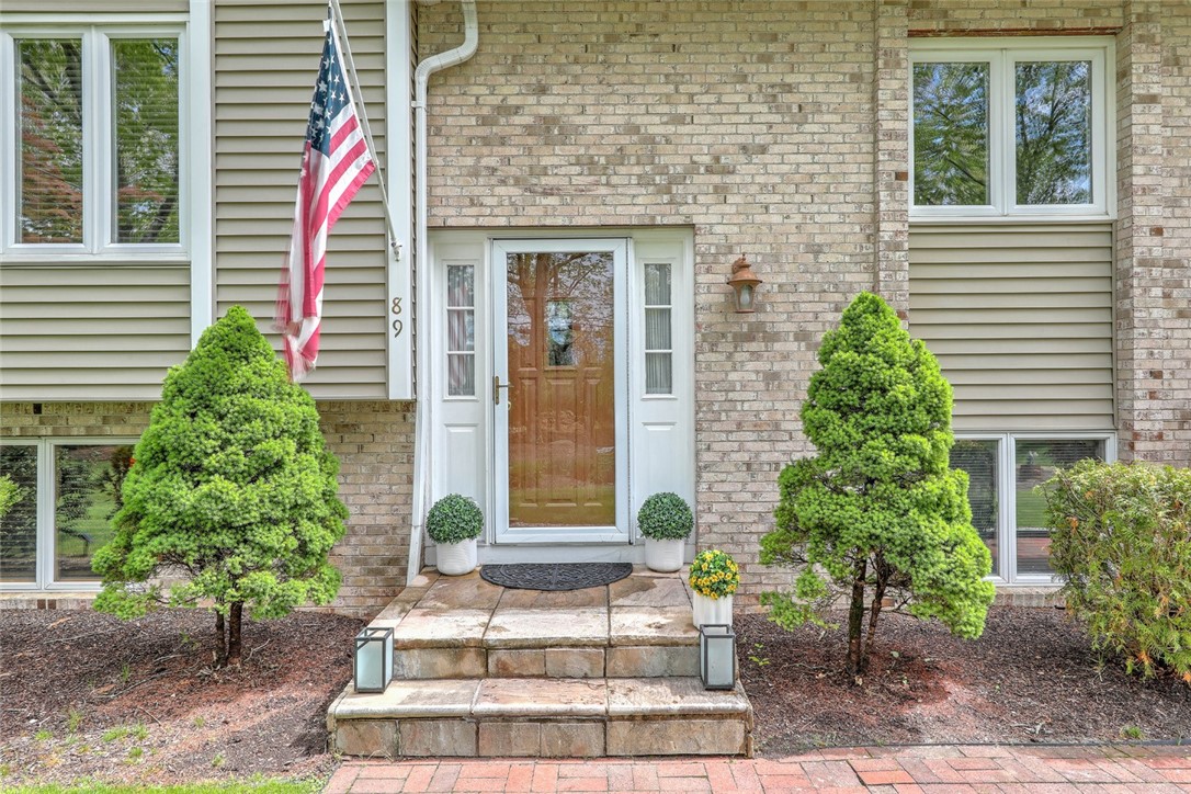 89 Swan Road
