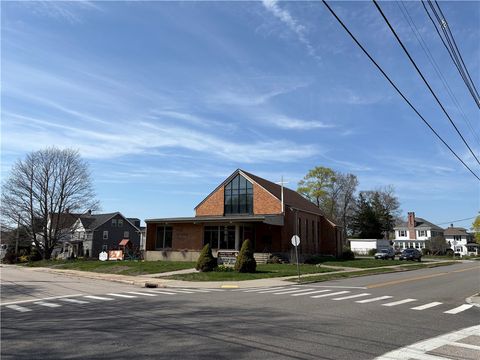 10 Park Avenue Westerly RI 02891
