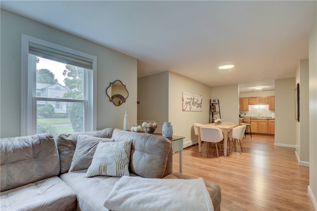 1 Willow Glen Court 81