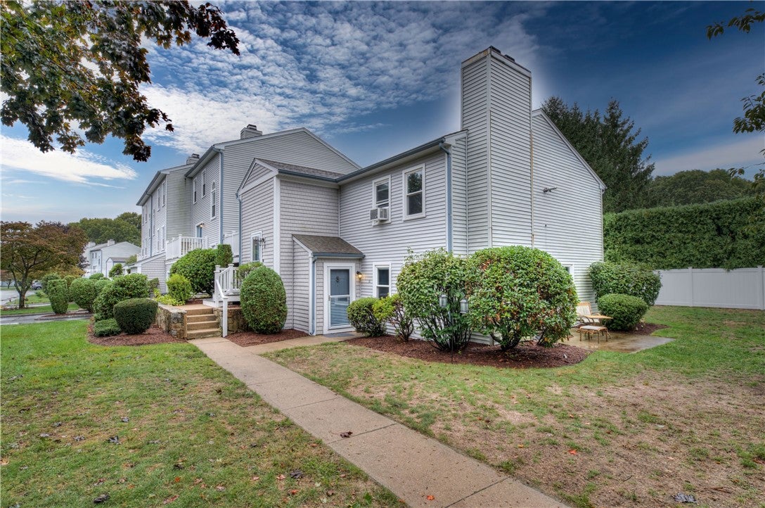 1 Willow Glen Court 81