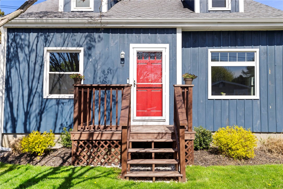9 Mason Avenue
