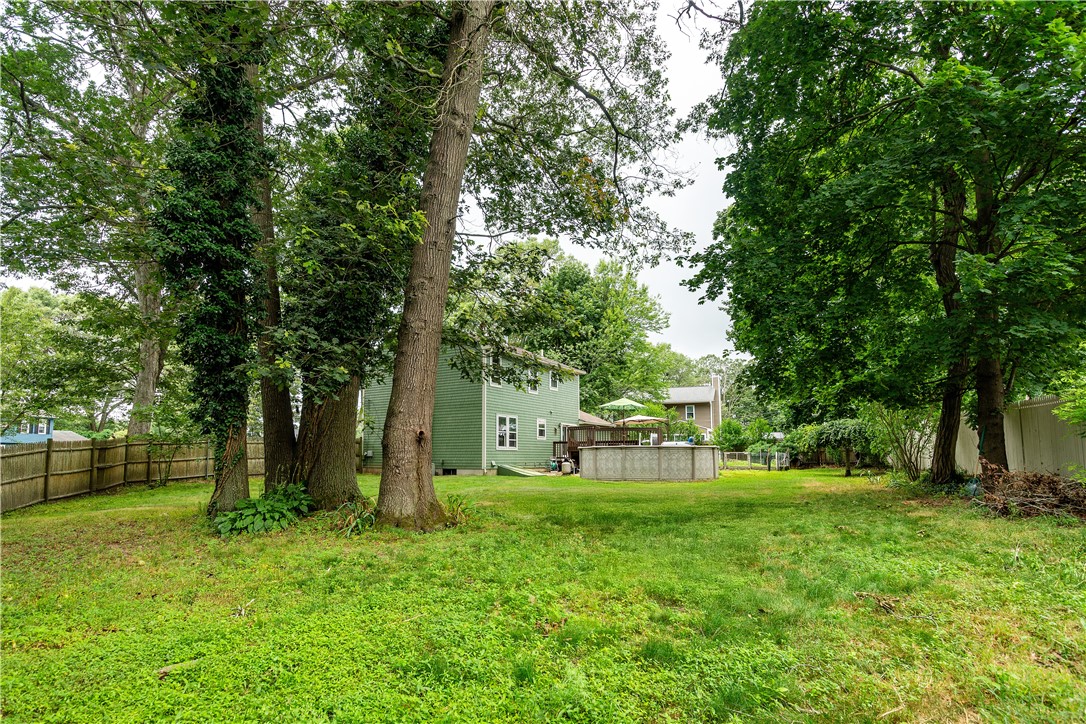 Warwick, Rhode Island 02886, United States, 3 Bedrooms Bedrooms, ,3 BathroomsBathrooms,Residential,Active,166854