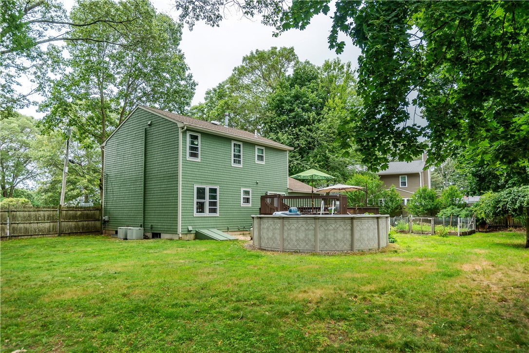 Warwick, Rhode Island 02886, United States, 3 Bedrooms Bedrooms, ,3 BathroomsBathrooms,Residential,Active,166854