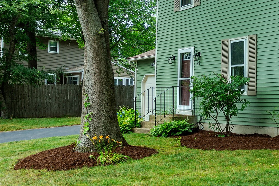 Warwick, Rhode Island 02886, United States, 3 Bedrooms Bedrooms, ,3 BathroomsBathrooms,Residential,Active,166854