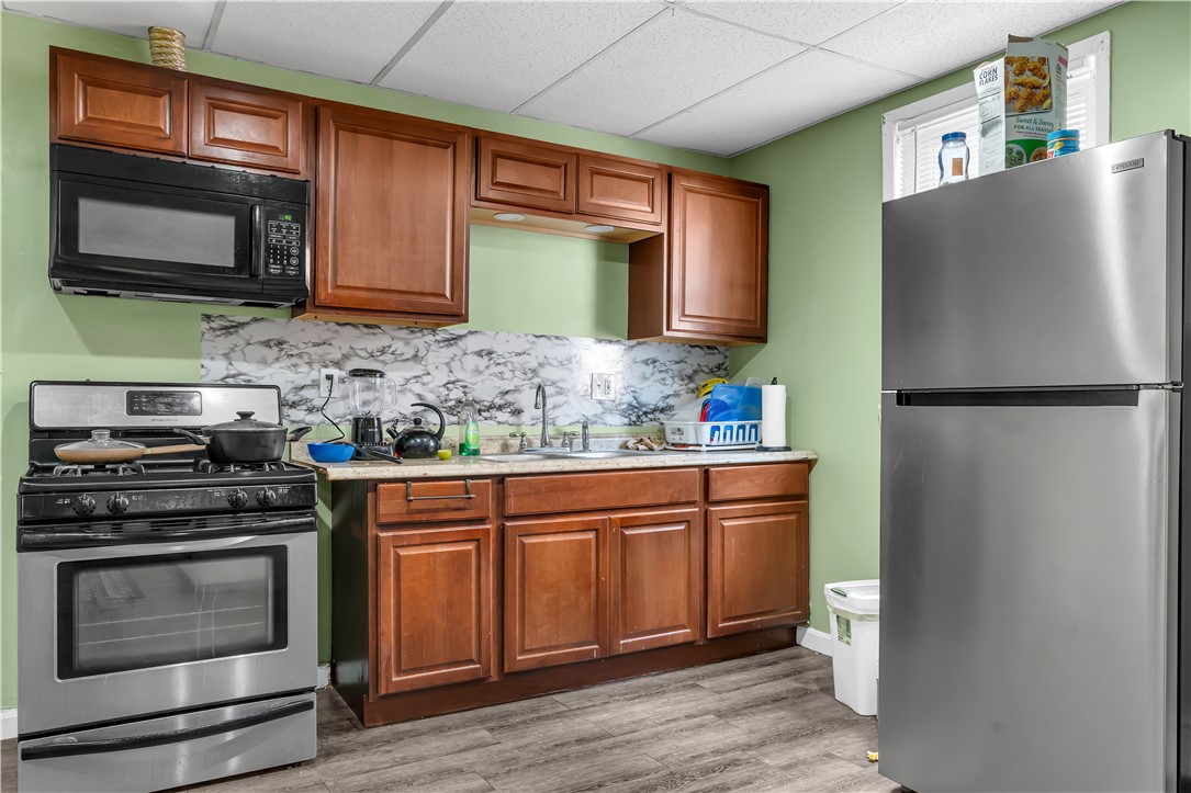 78 Academy Avenue 82