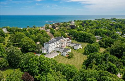 553 BELLEVUE Avenue 2 Newport RI 02840