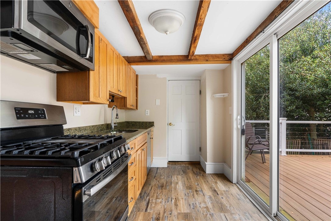 12 Holland Street
