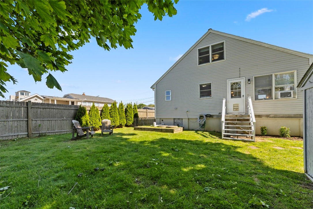 South Kingstown, Rhode Island 02879, United States, 1 Bedroom Bedrooms, ,1 BathroomBathrooms,Residential,Active,145982