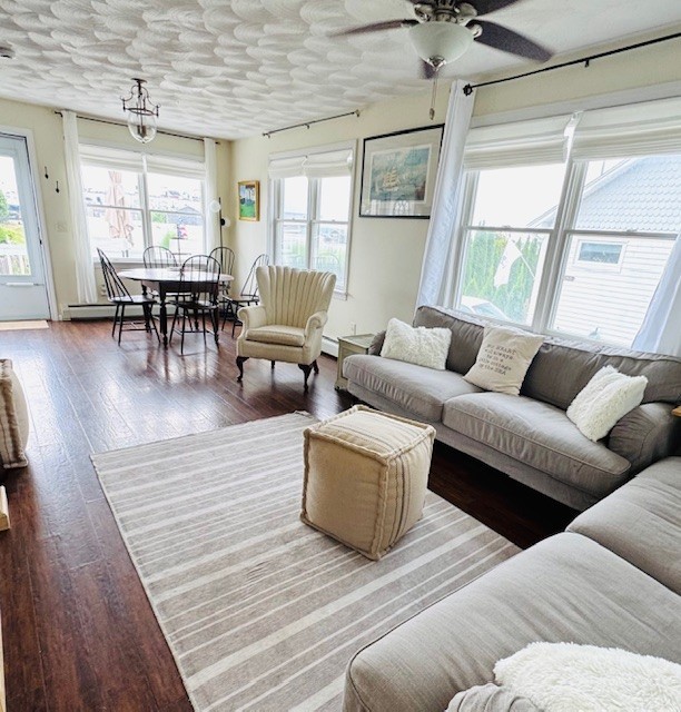 South Kingstown, Rhode Island 02879, United States, 1 Bedroom Bedrooms, ,1 BathroomBathrooms,Residential,Active,145982