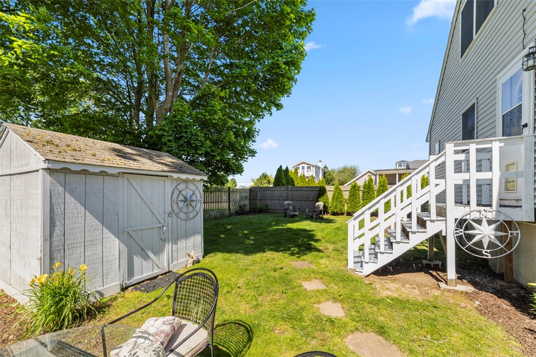 South Kingstown, Rhode Island 02879, United States, 1 Bedroom Bedrooms, ,1 BathroomBathrooms,Residential,Active,145982