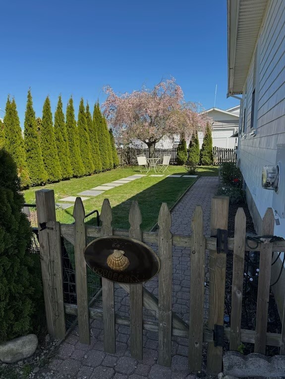 South Kingstown, Rhode Island 02879, United States, 1 Bedroom Bedrooms, ,1 BathroomBathrooms,Residential,Active,145982