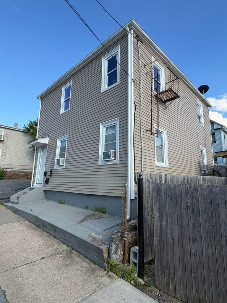 27 Hauxhurst Street