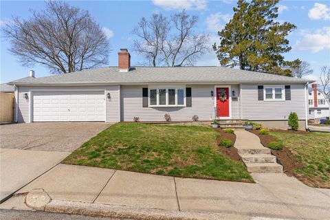 85 Raleigh Avenue Pawtucket RI 02860