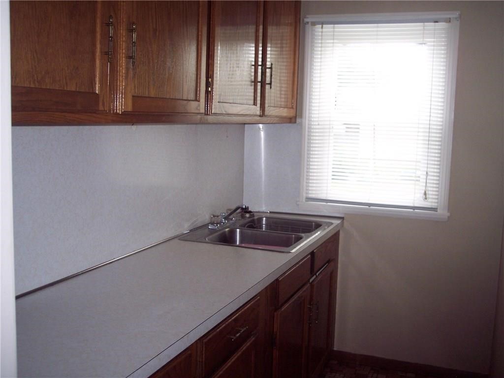 427 HIGH Street 3