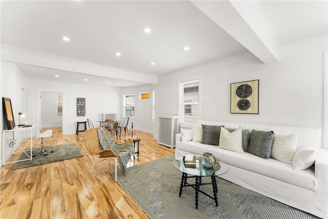 124 Vine Street