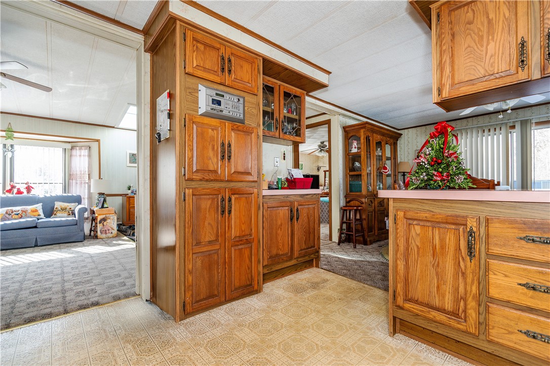 West Greenwich, Rhode Island 02817, United States, 2 Bedrooms Bedrooms, ,2 BathroomsBathrooms,Residential,Active,2341