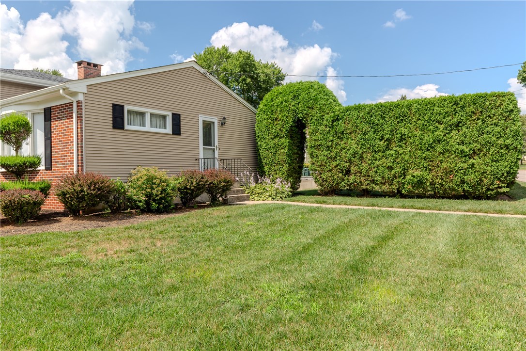 8 Sturbridge Avenue
