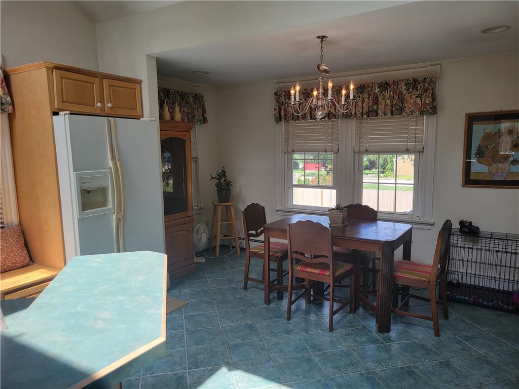 392 Bradford Road 390