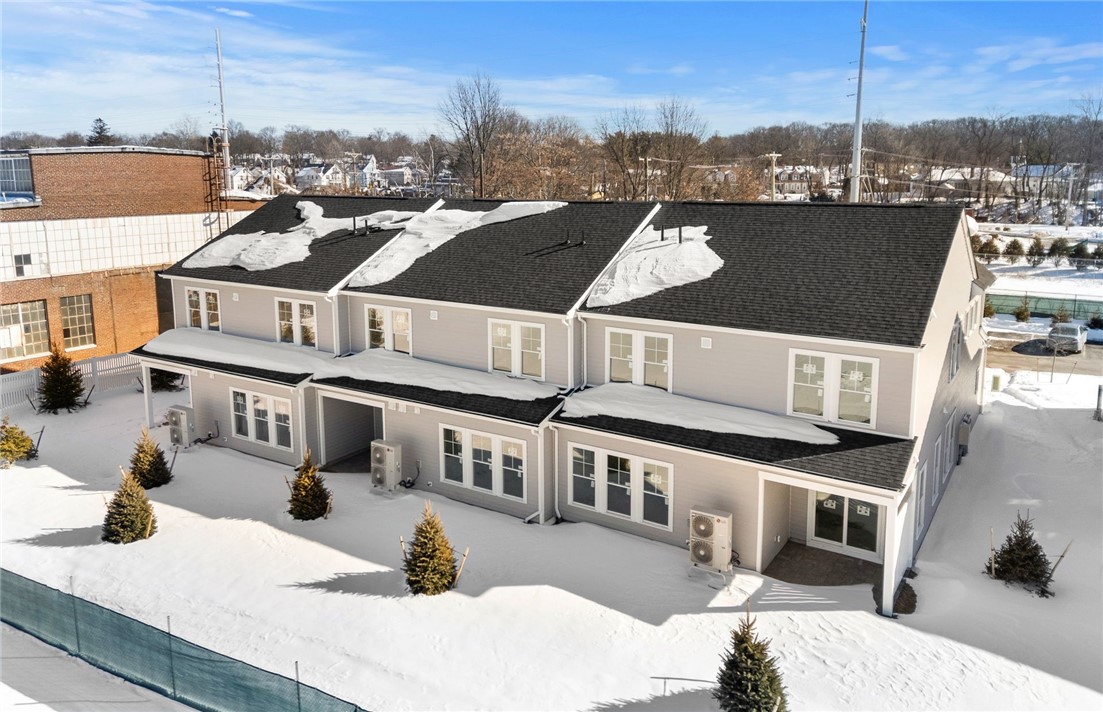 34 East Point Drive 3