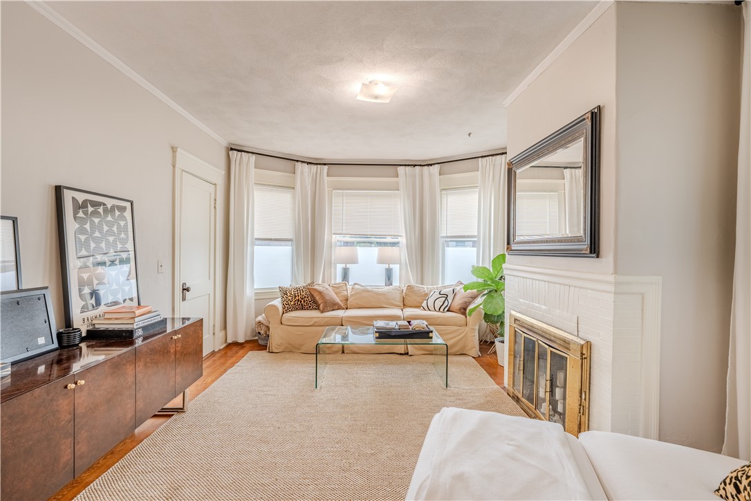 125 Taber Avenue 127