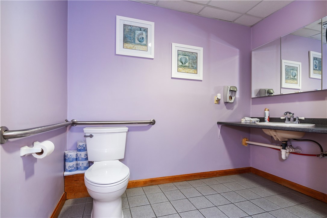 Warwick, Rhode Island 02889, United States, ,Commercial,Active,172483