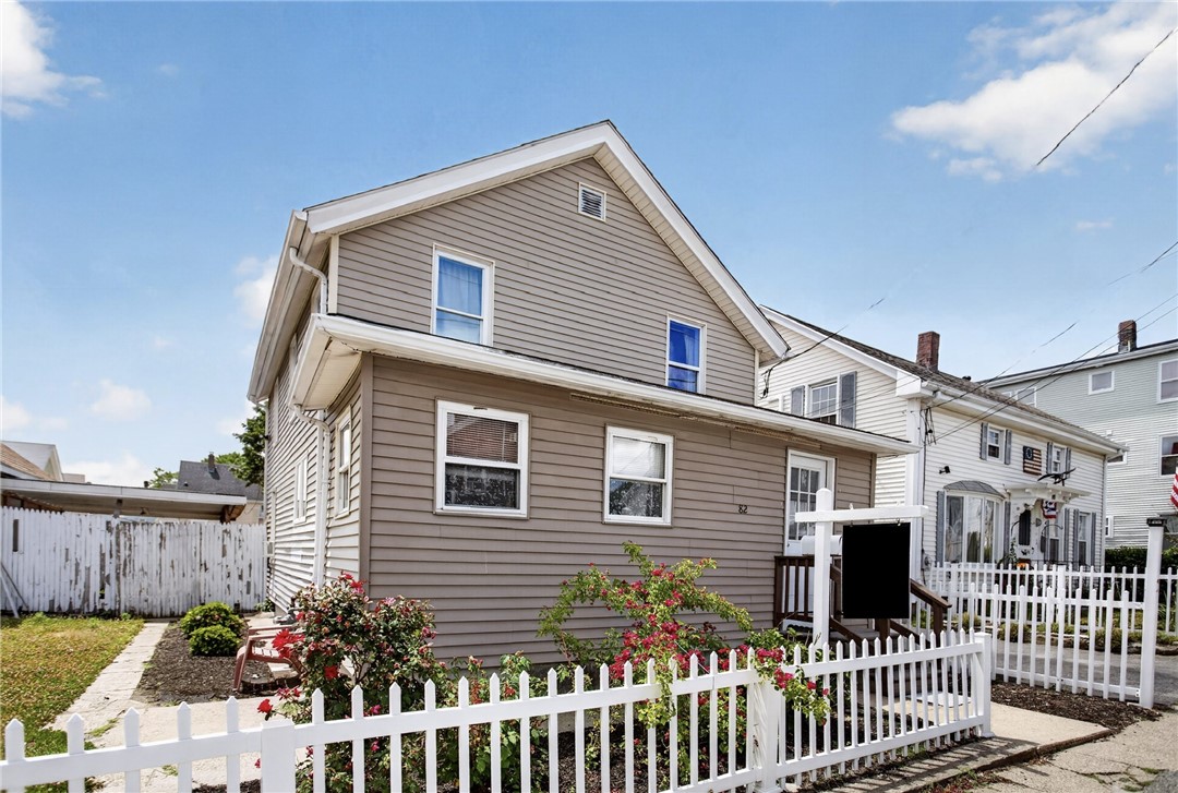 82 Perry Street