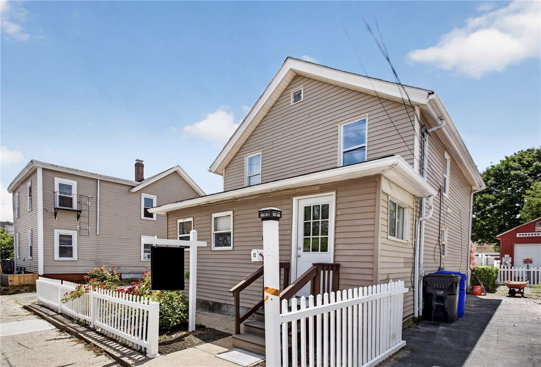 82 Perry Street