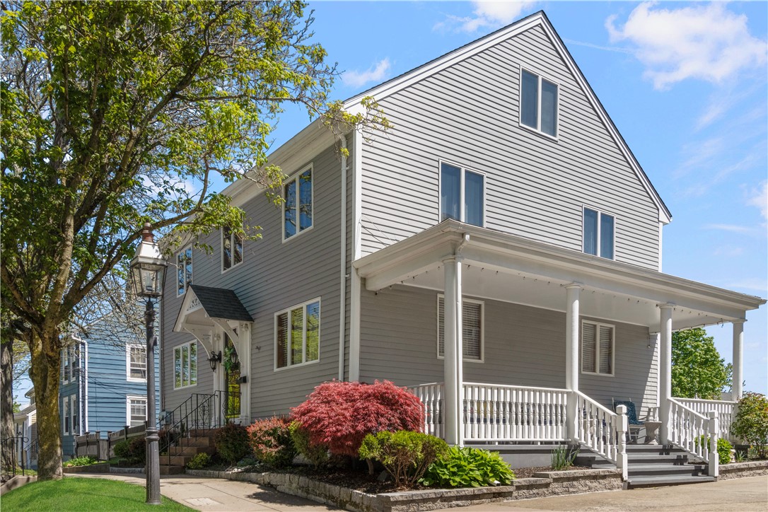 706 Hope Street 2