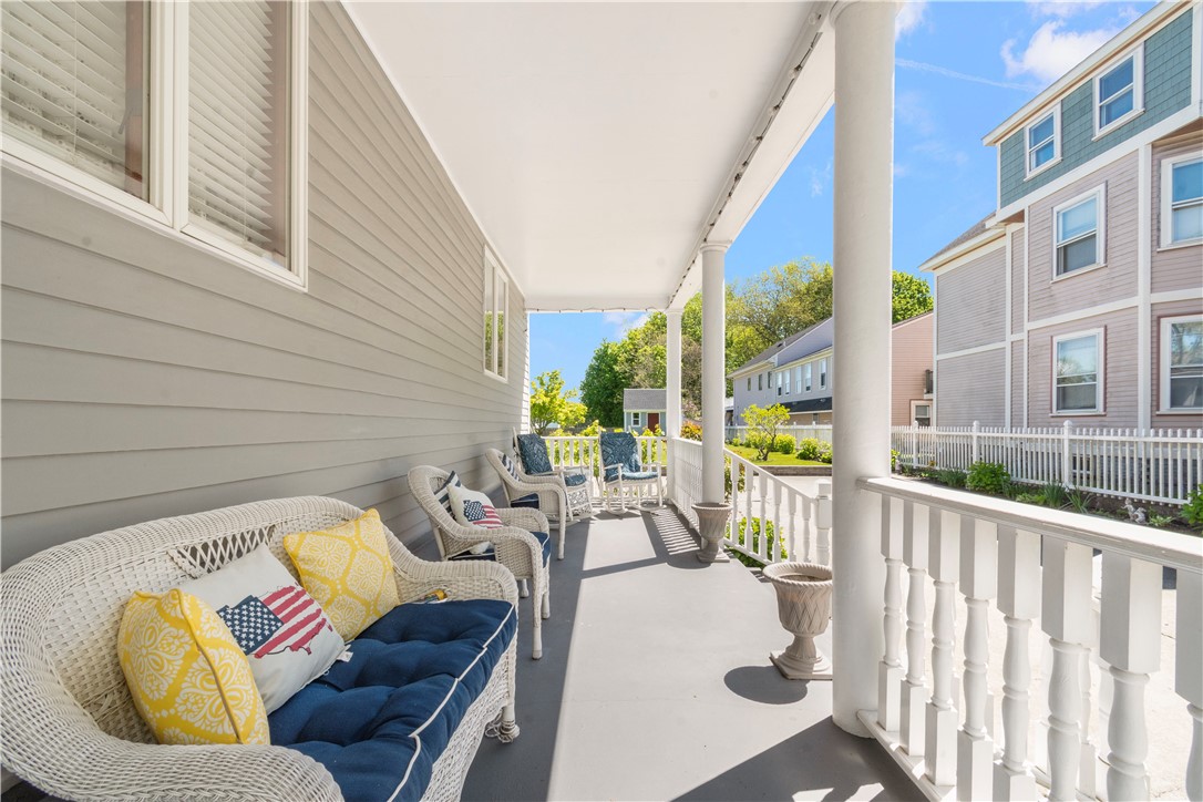 706 Hope Street 2