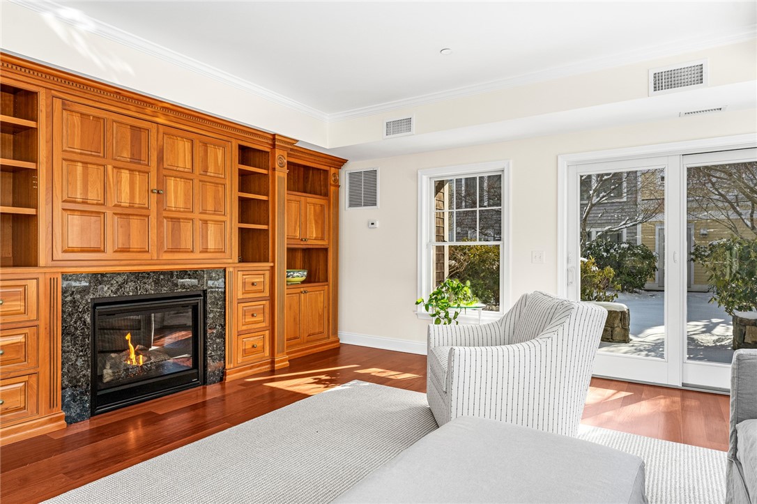 20 Narragansett Avenue 701