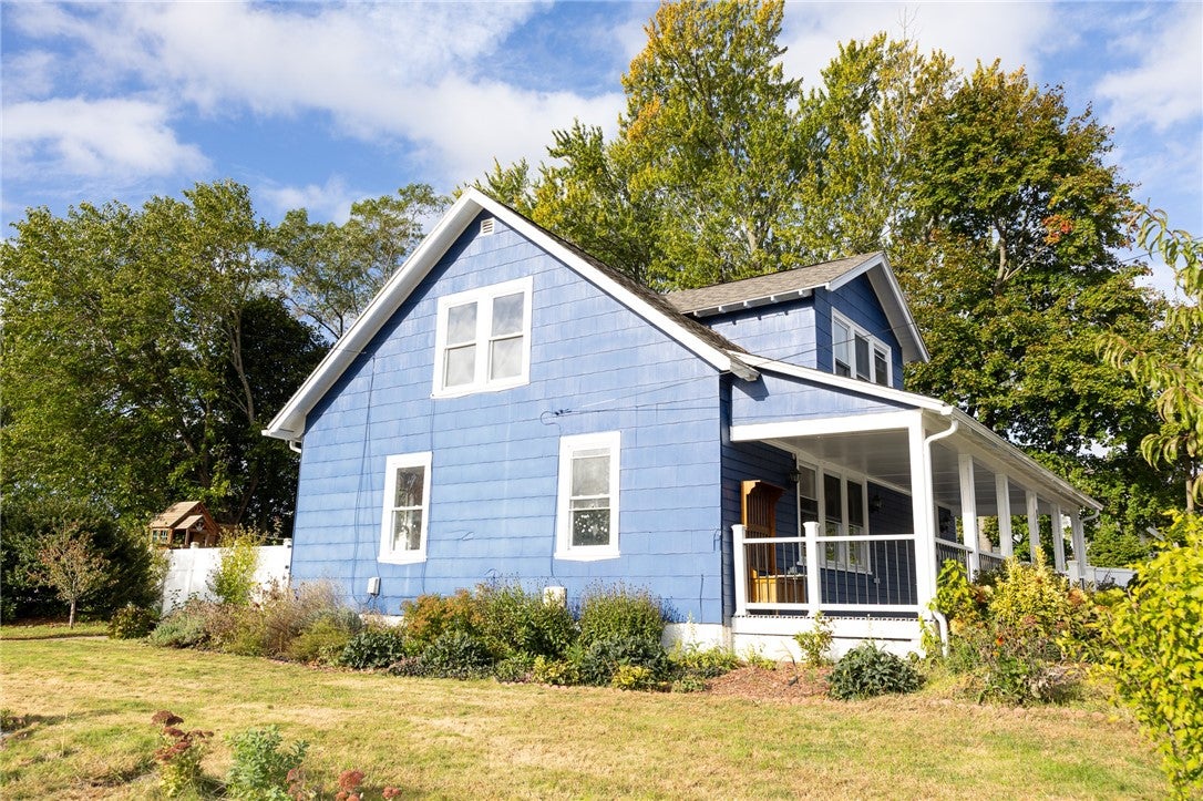 872 Main Avenue