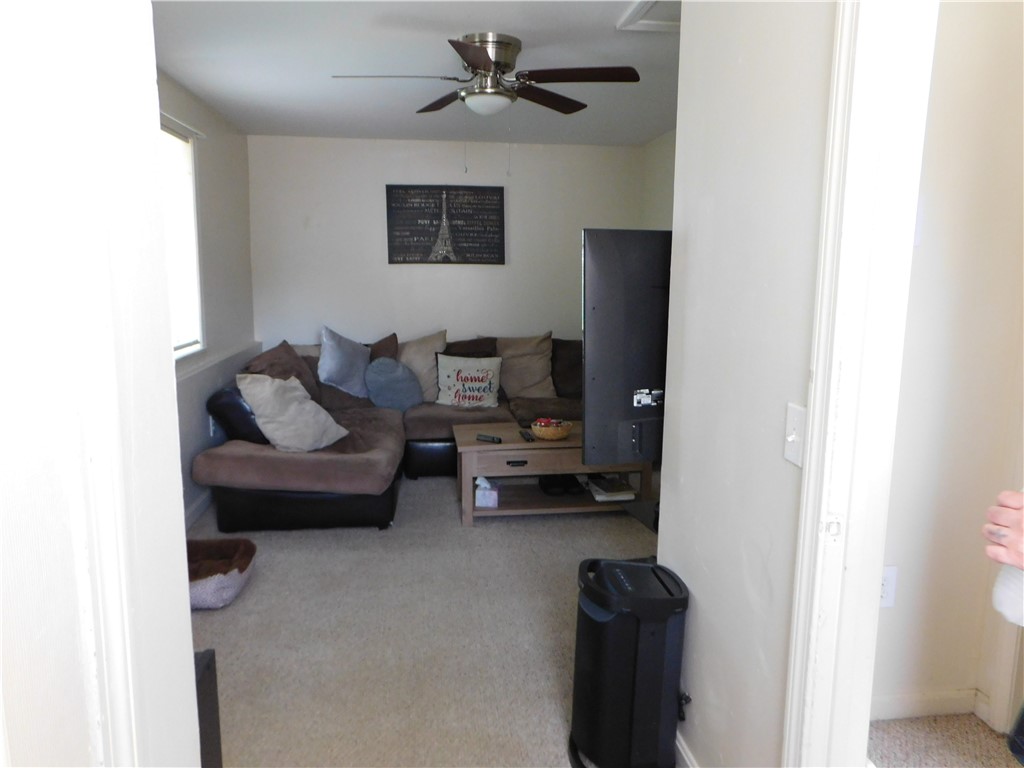 West Warwick, Rhode Island 02893, United States, 6 Bedrooms Bedrooms, ,2 BathroomsBathrooms,Residential,Active,50662