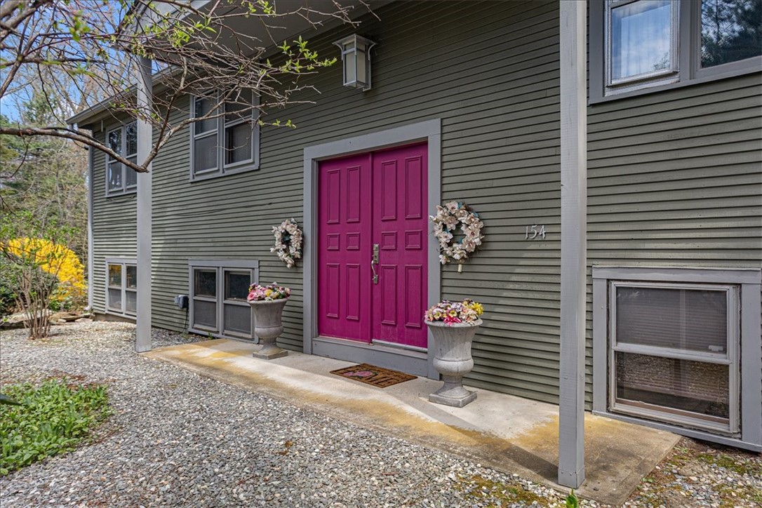 154 Spring Valley Drive