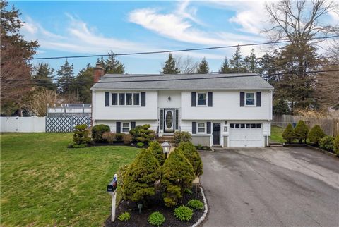 21 Hampton Avenue Warwick RI 02889