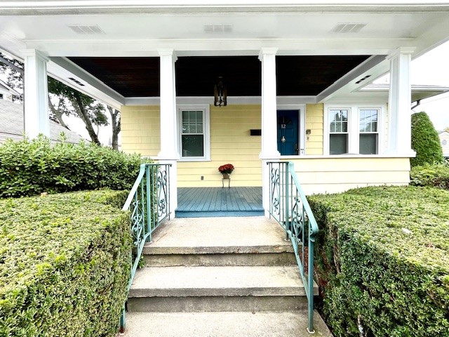 12 Buckthorne Avenue