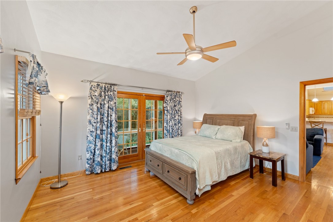 Narragansett, Rhode Island 02882, United States, 3 Bedrooms Bedrooms, ,3 BathroomsBathrooms,Residential,Pending,130762