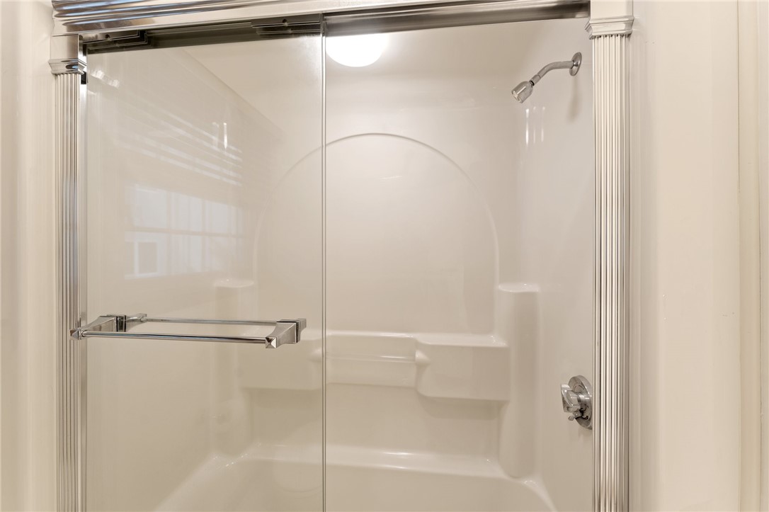 Narragansett, Rhode Island 02882, United States, 3 Bedrooms Bedrooms, ,3 BathroomsBathrooms,Residential,Pending,130762