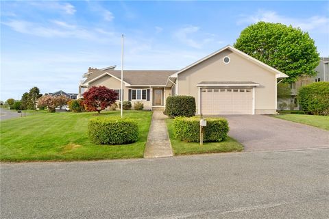 6 Windward Circle Narragansett RI 02882