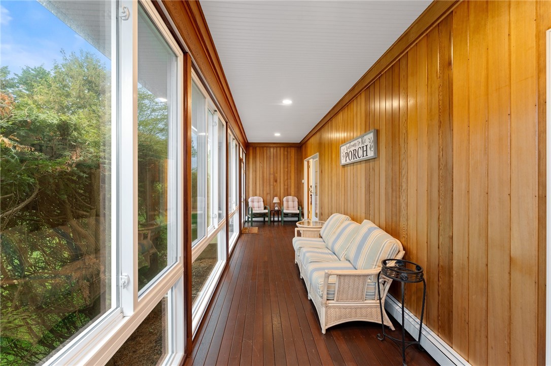 Narragansett, Rhode Island 02882, United States, 3 Bedrooms Bedrooms, ,3 BathroomsBathrooms,Residential,Pending,130762