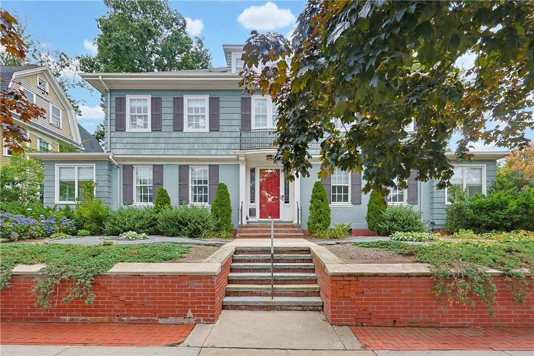 387 Wayland Avenue