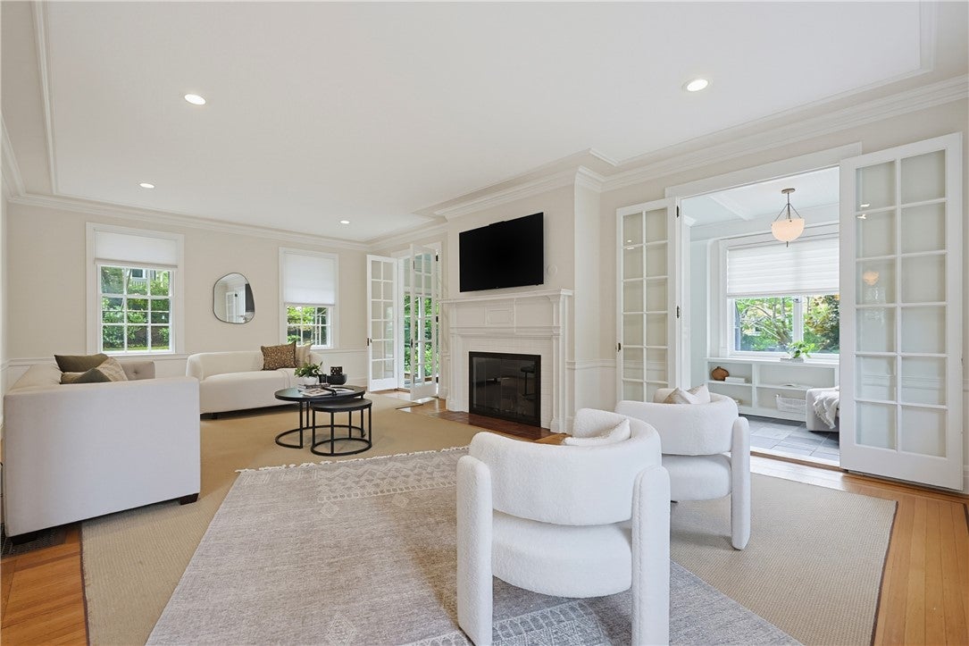 387 Wayland Avenue