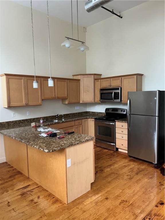 20 Newman Avenue 1-1102