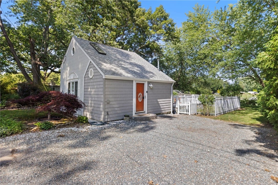 11 N Shore Street