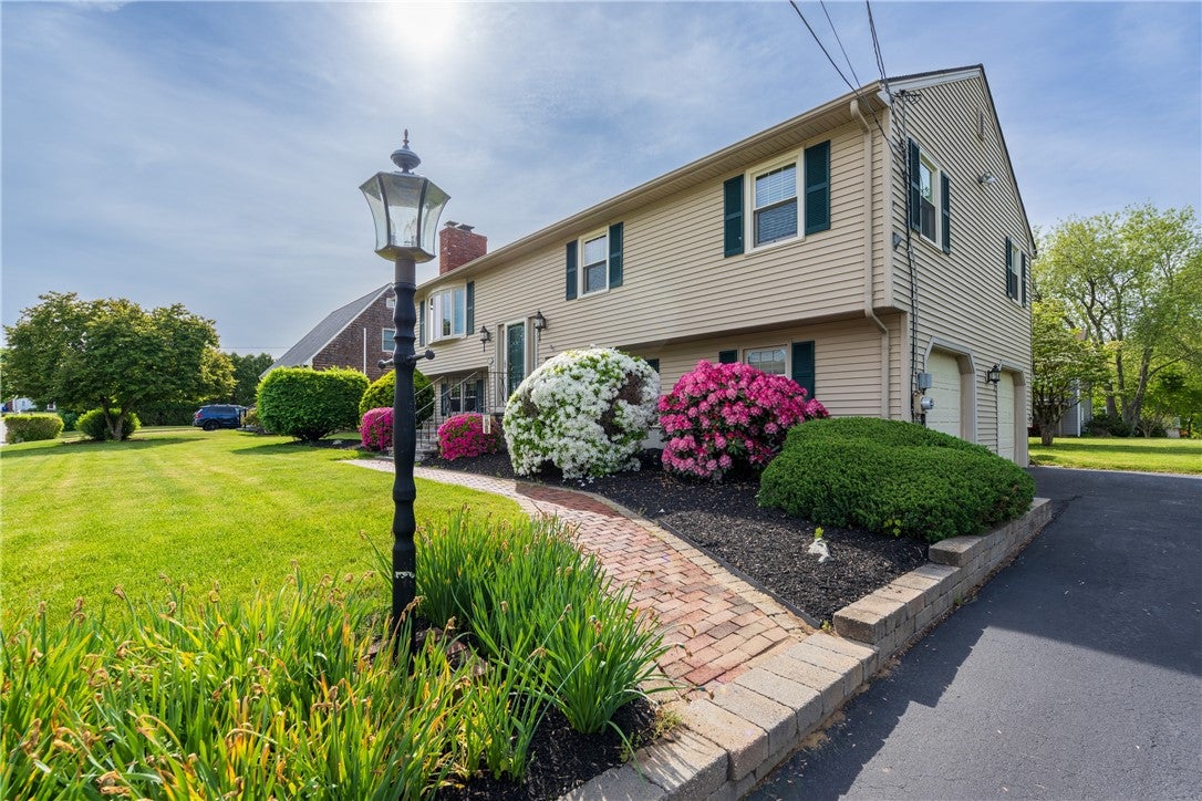 9 Kathleen Drive