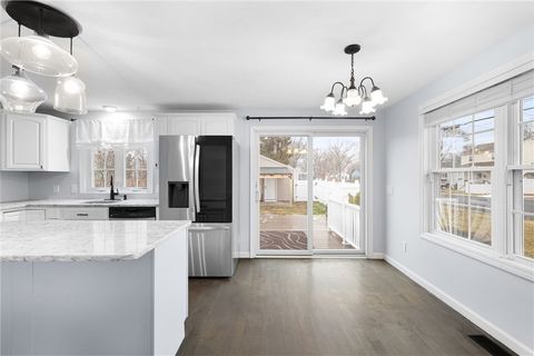 143 Morse Avenue Warwick RI 02886