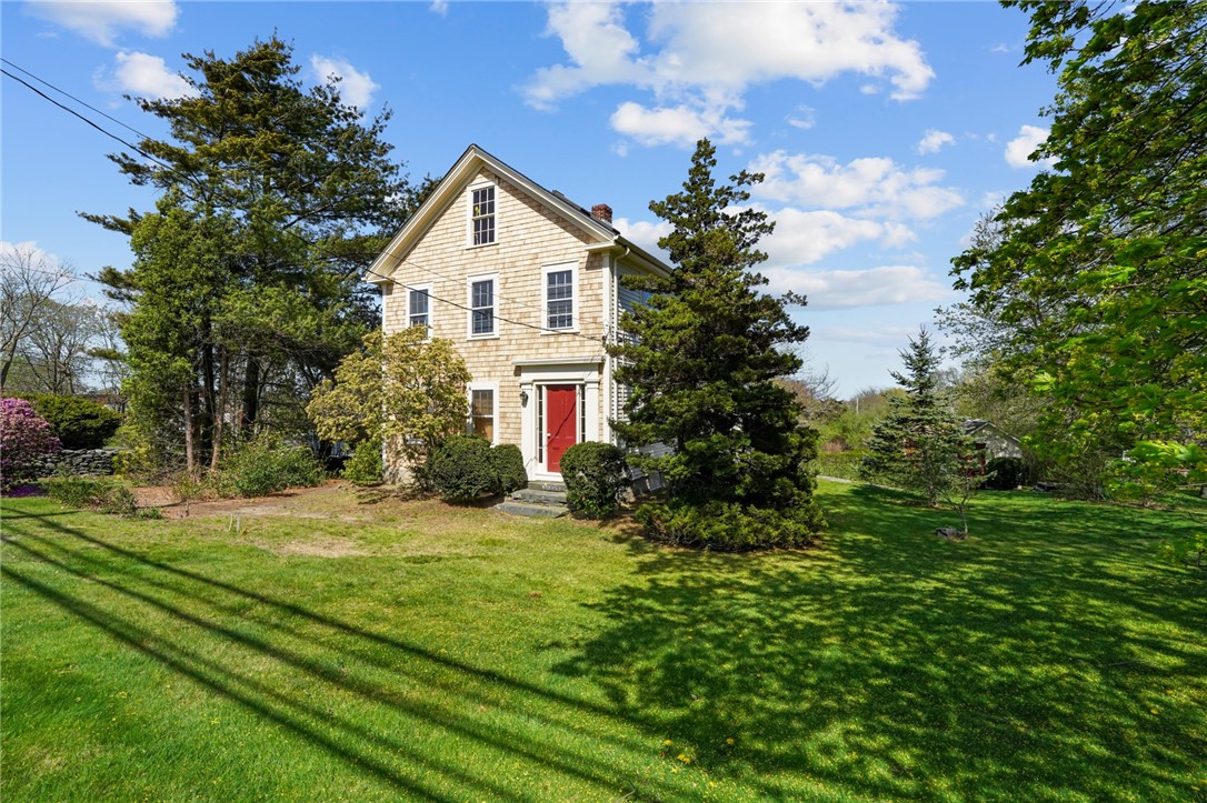 1667 East Main Road